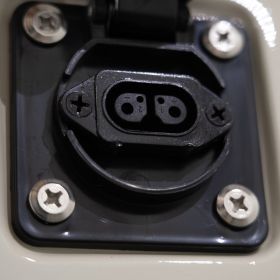 Masina Electrica RURIS Pilot GT500 Alb 2000 W